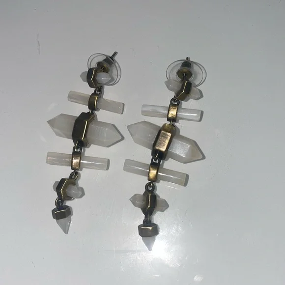 Kendra Scott Jamie Earrings in Antique Brass - Picture 4 of 5